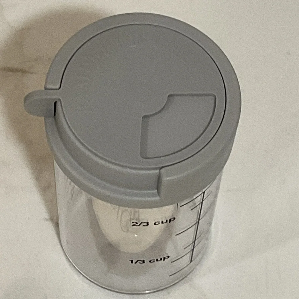NEW Pampered Chef #1278 The Grate Container Cheese Grater 3/4 Cup
